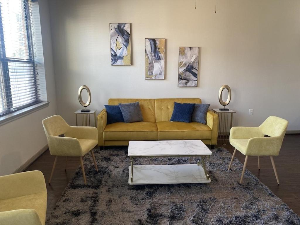 Luxe Getaway Astros Nrg Galleria Apartamento Houston Exterior foto